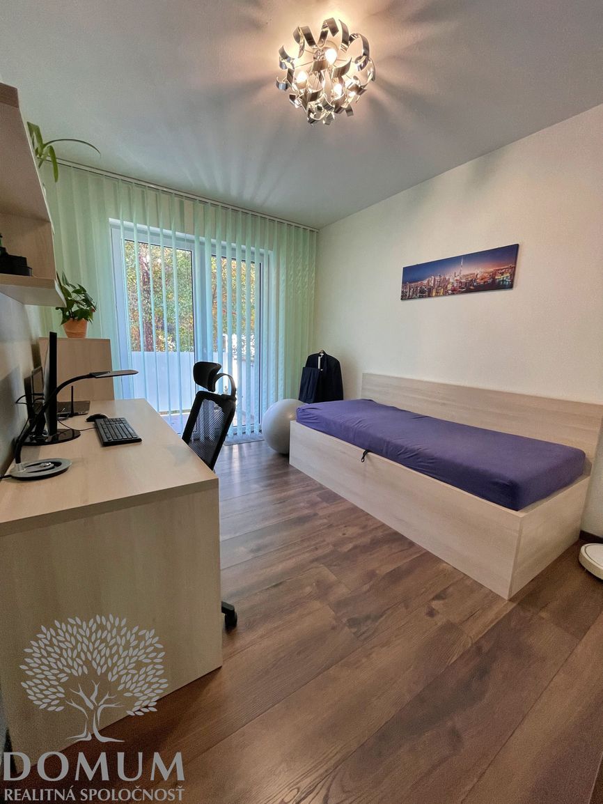 Moderný, kompletne zariadený, 74m2 3i byt v „novostavbe ul. - 7