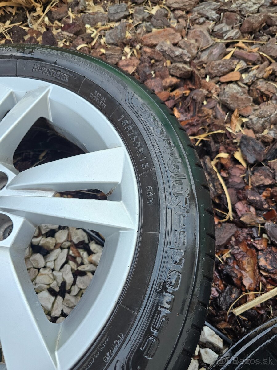 Skoda cygnus r15 letne - 7