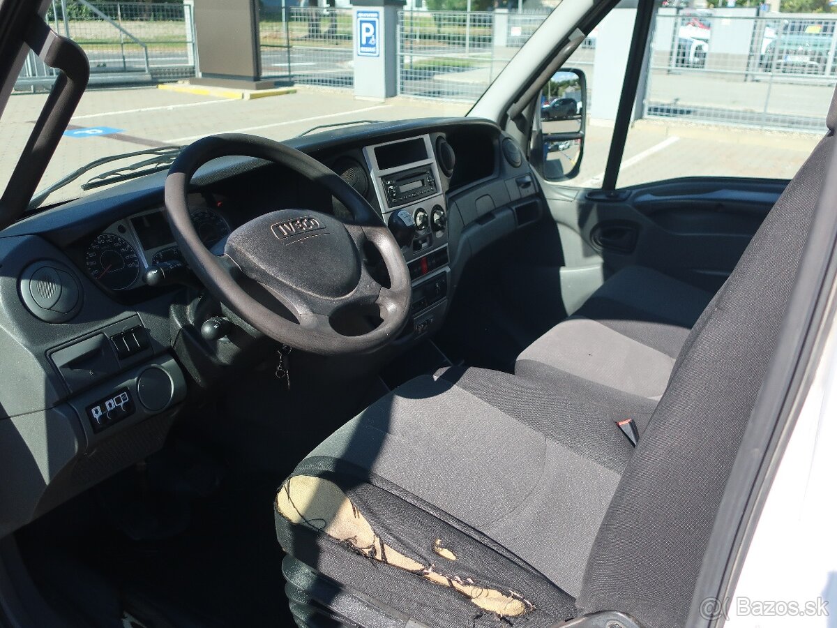 Iveco Daily 3.0D 107kW 65C15 KONTEJNER NOVÁ STK DPH - 7