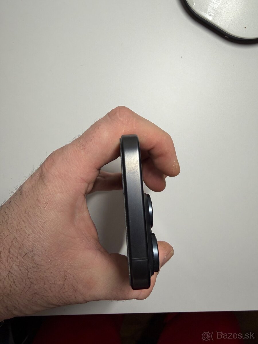 Iphone 15 Pro Black Titanium 128Gb - 7