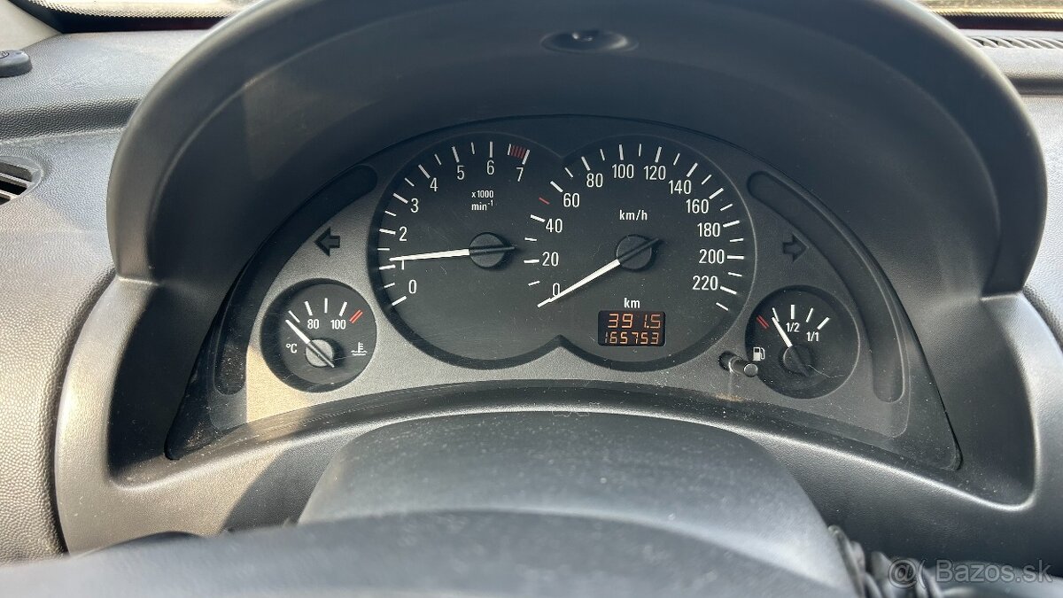 Predam Opel Corsa C 1.0 12V - 7