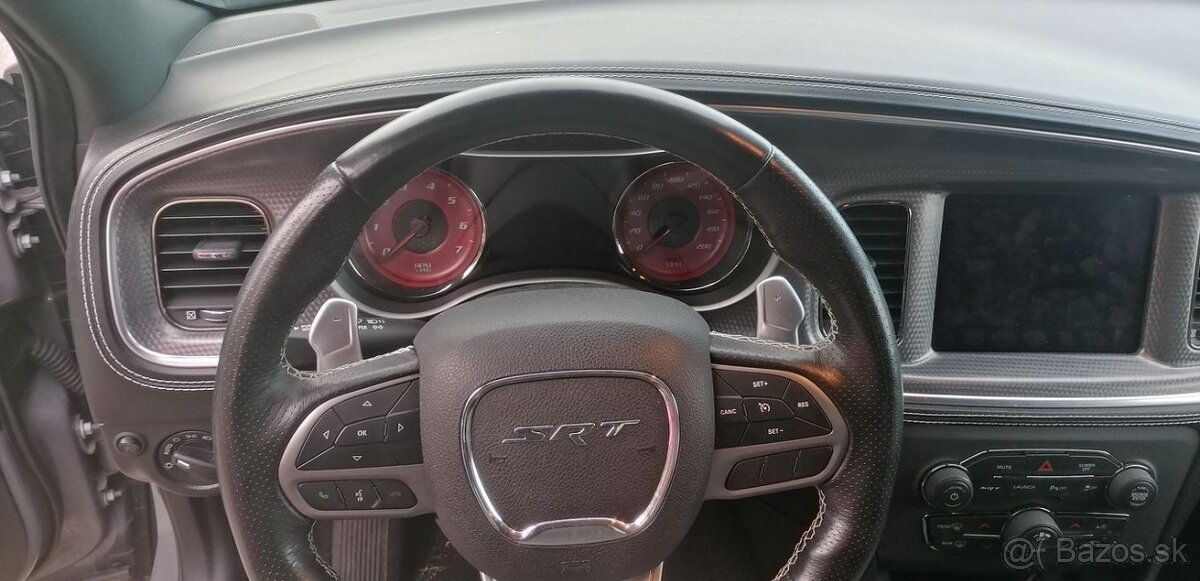 DODGE CHARGER SRT HELLCAT - 7