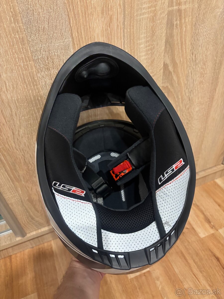 Cestná prilba LS2 - 7