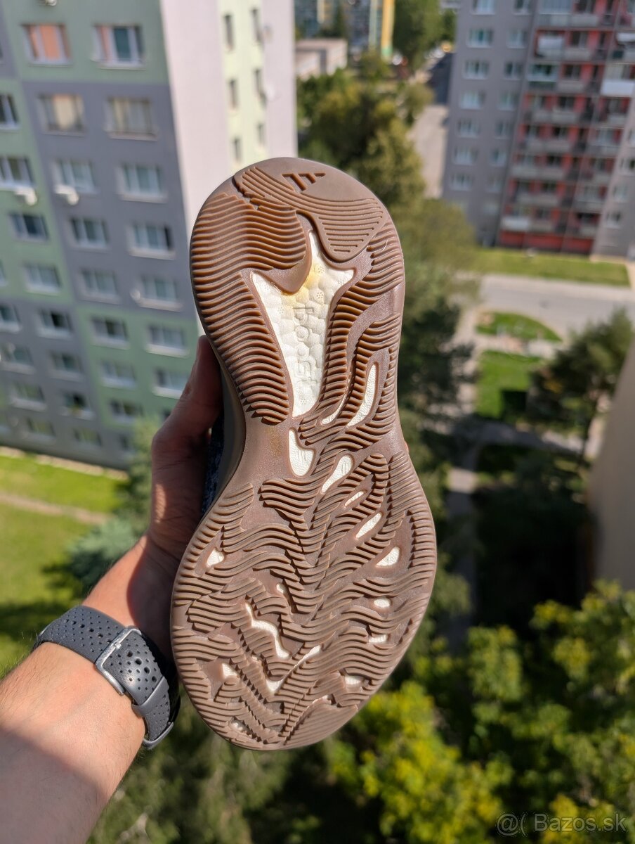 Yeezy Boost 380 Covelite - 7