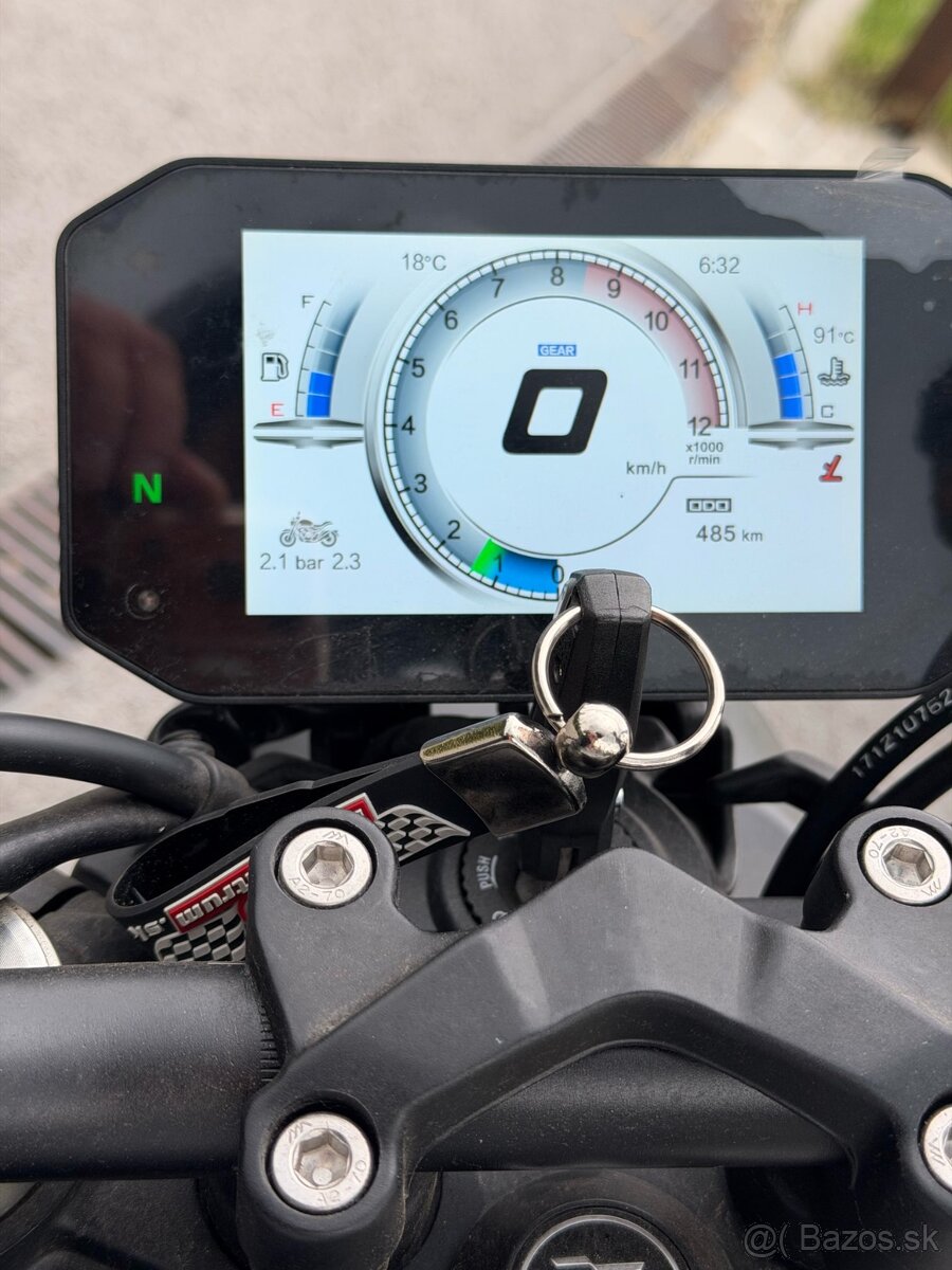 VOGE 500 AC - 7