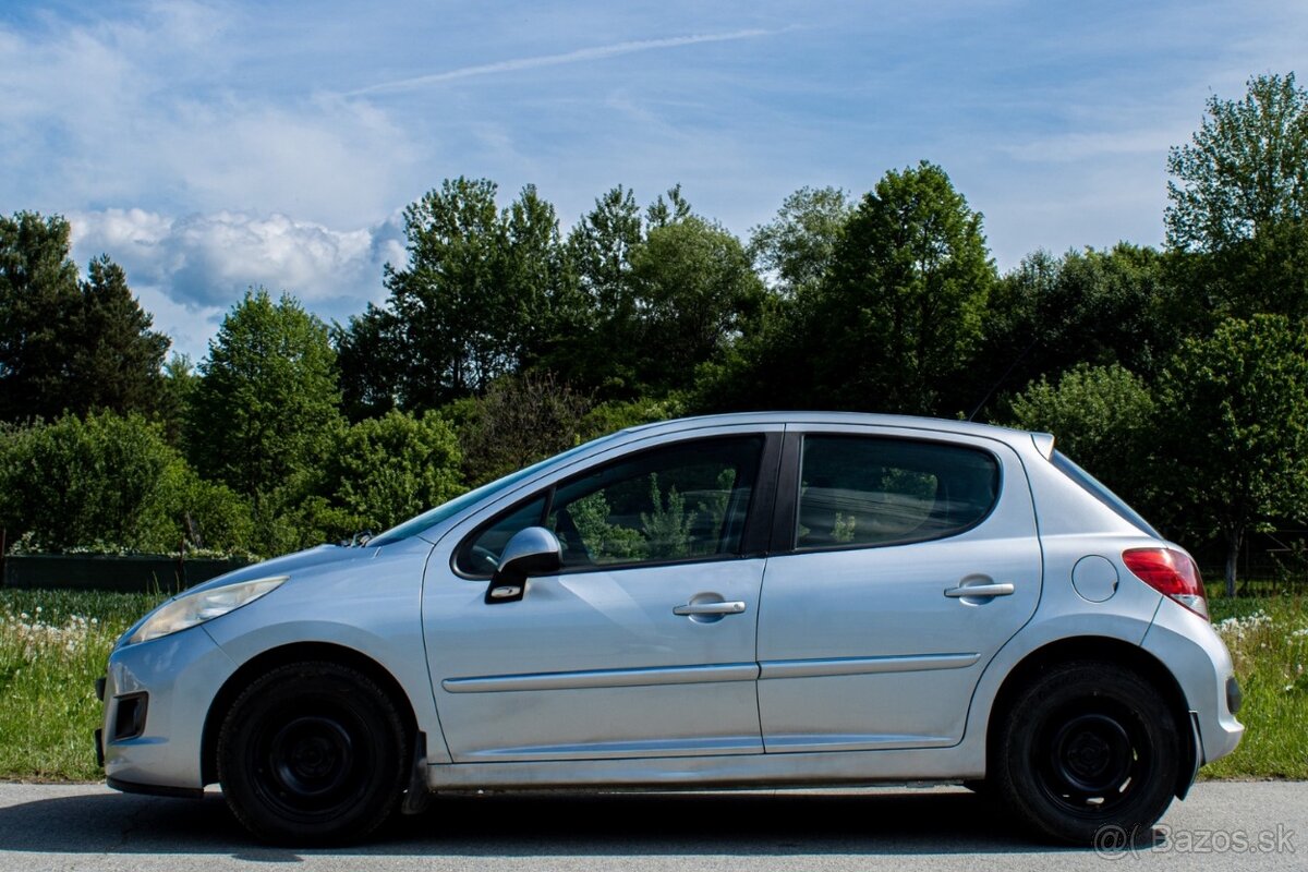 Peugeot 207 Legend - 7