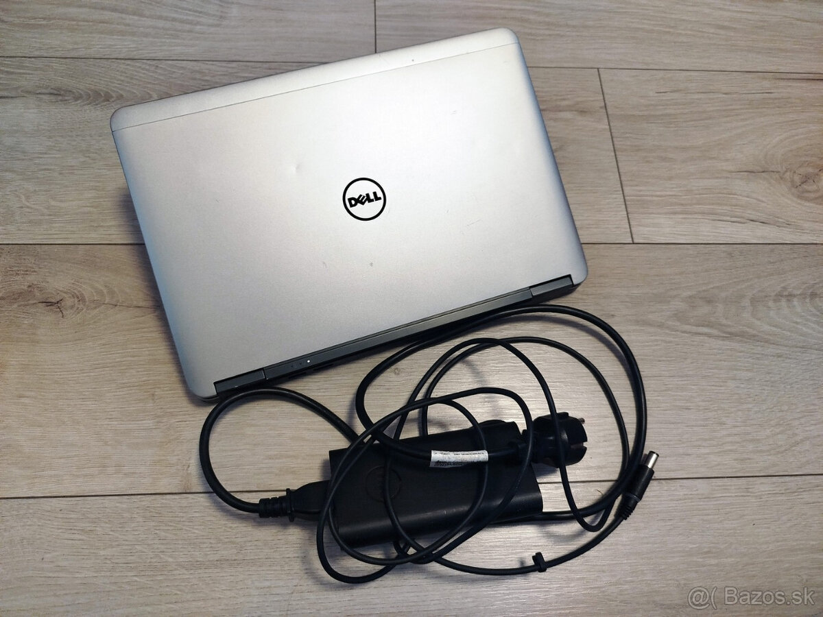 notebook Dell E7240 - 12.5", Core i5-4300u, 8GB, SSD, Win 1 - 7