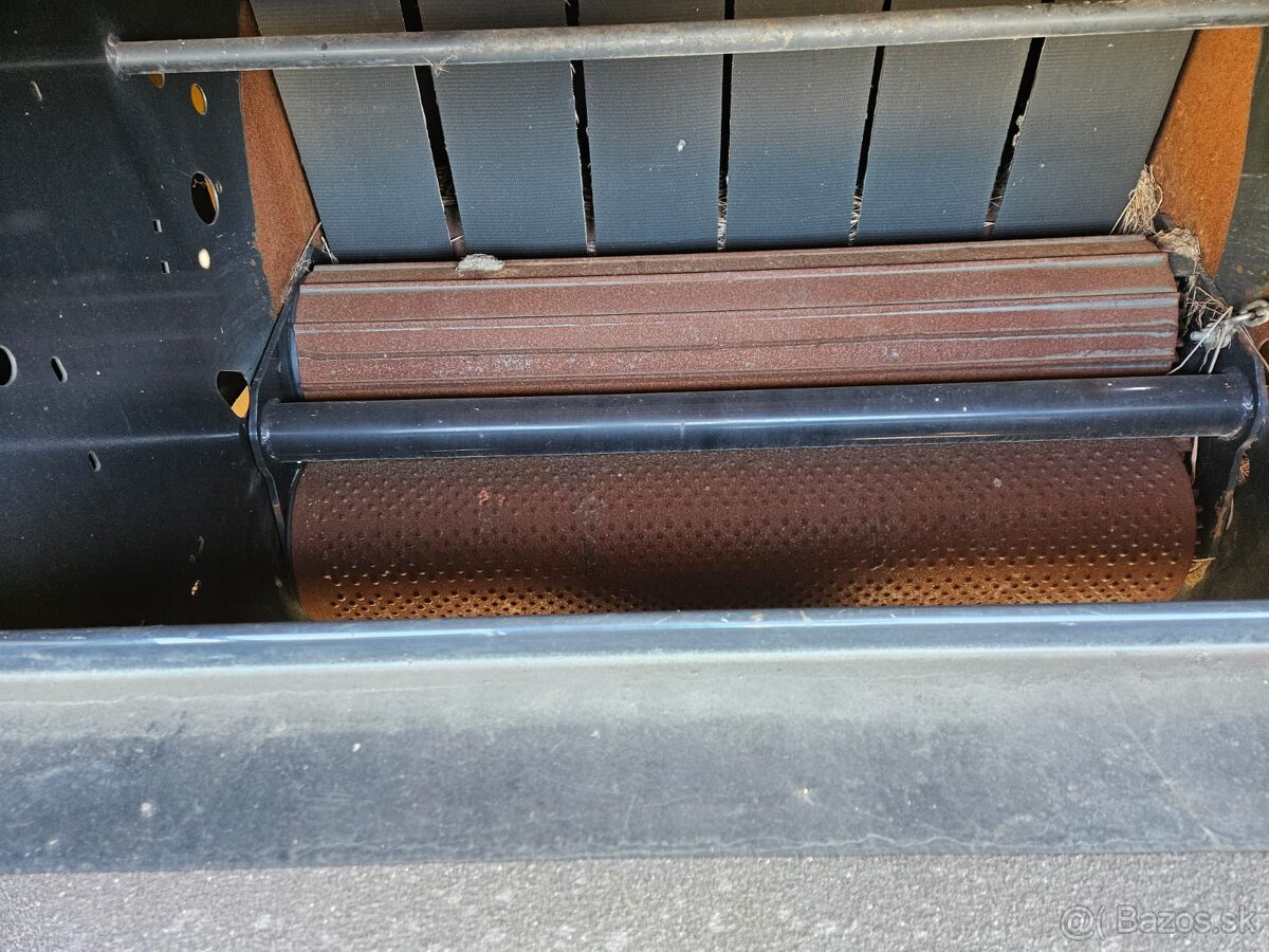 Balikovač New Holand BR 7070 - 7