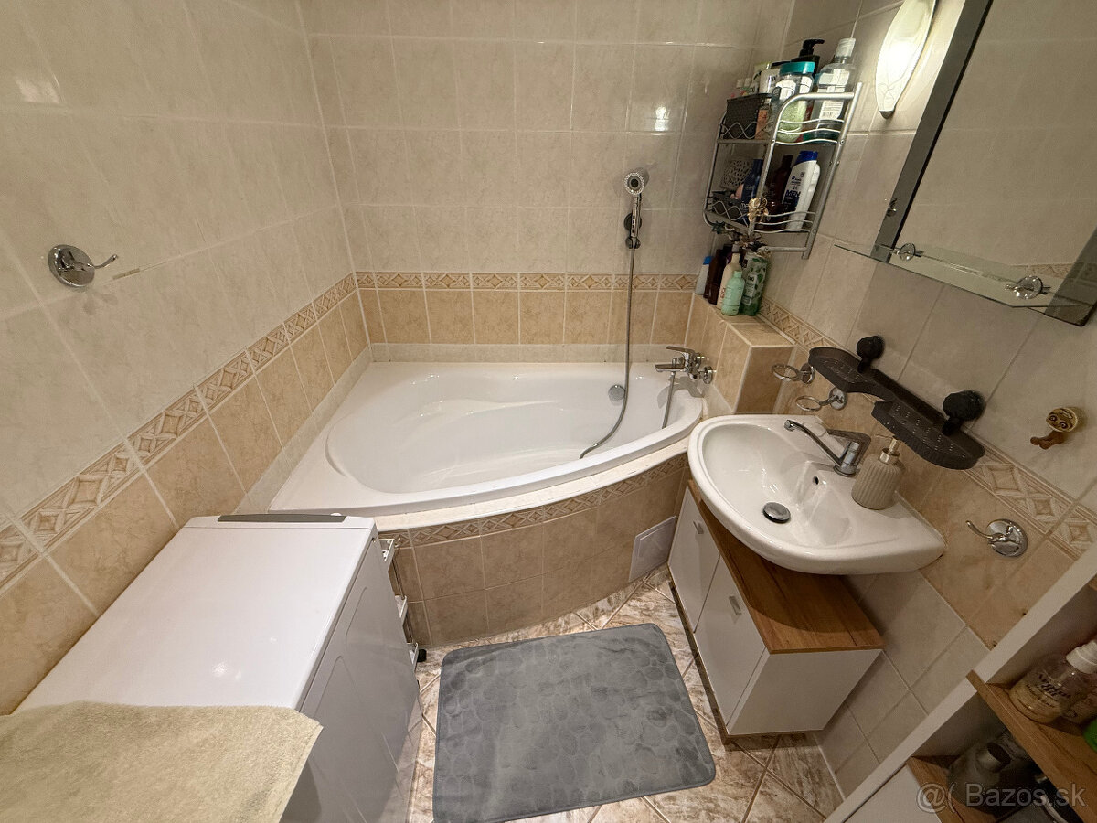 Byt 3+1 s loggiou sídl. Západ 2, Smižany - 7