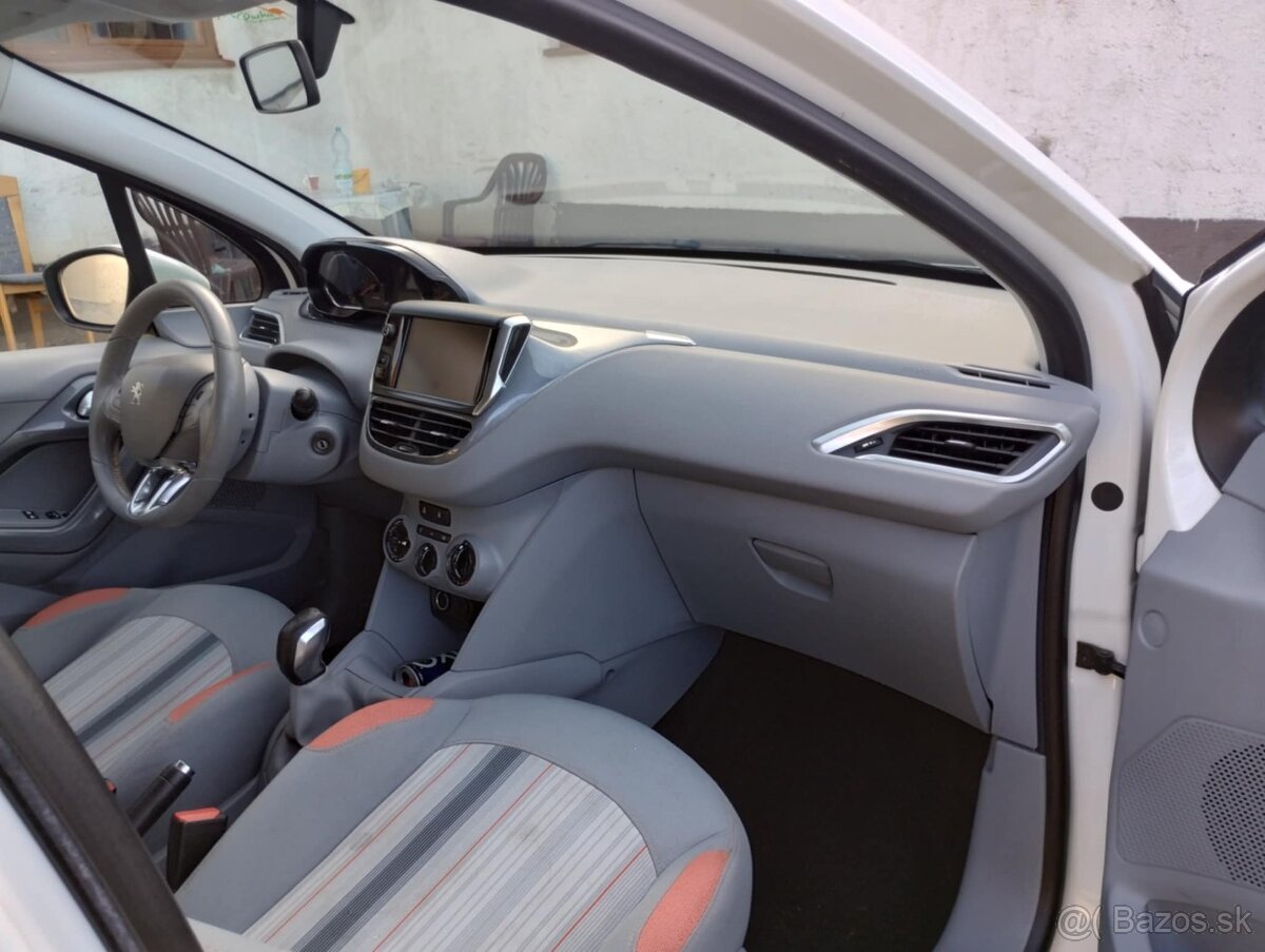 Peugeot 208 1.4 vti - 7