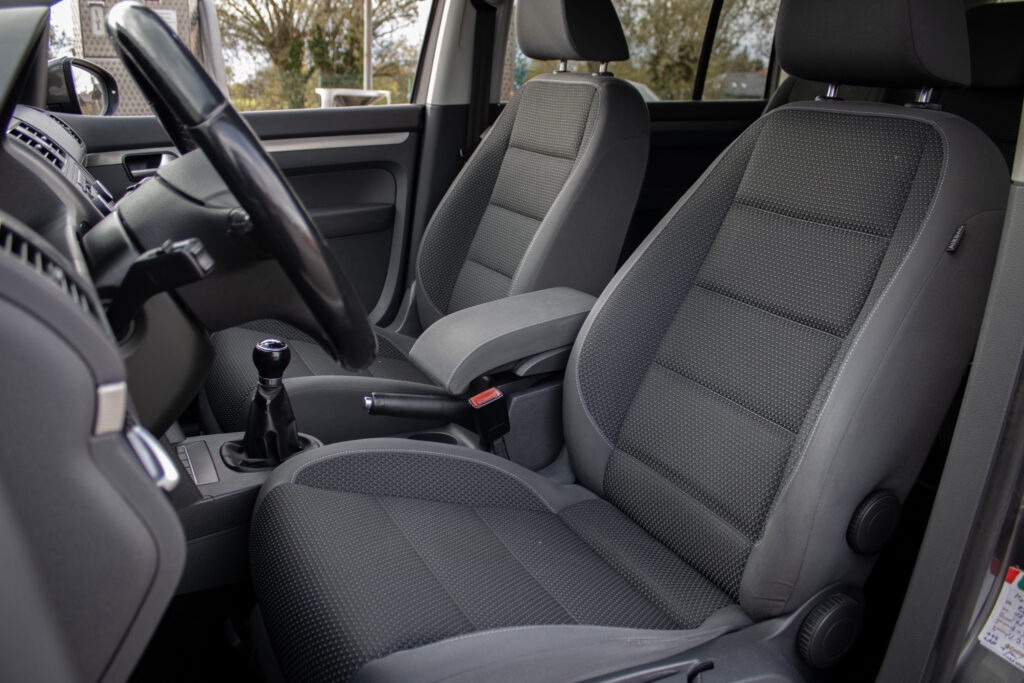 Volkswagen Touran - 7