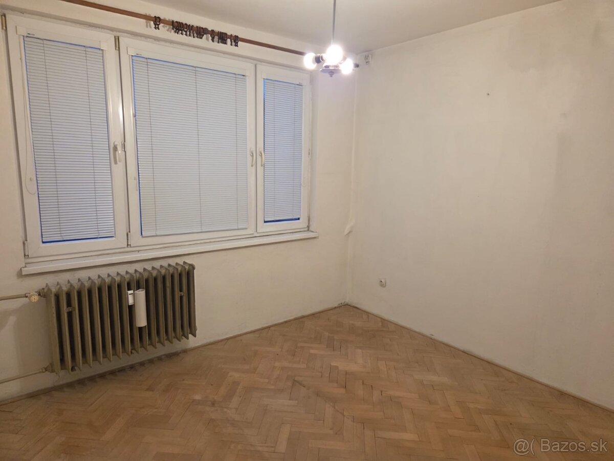 3 – IZBOVÝ BYT V ŽIARI NAD HRONOM NA ULICI SNP - 7