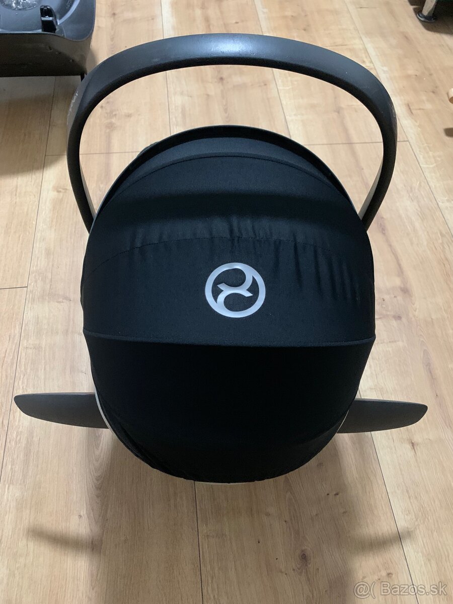 CYBEX Cloud Z i-Size Plus + Base Z - 7