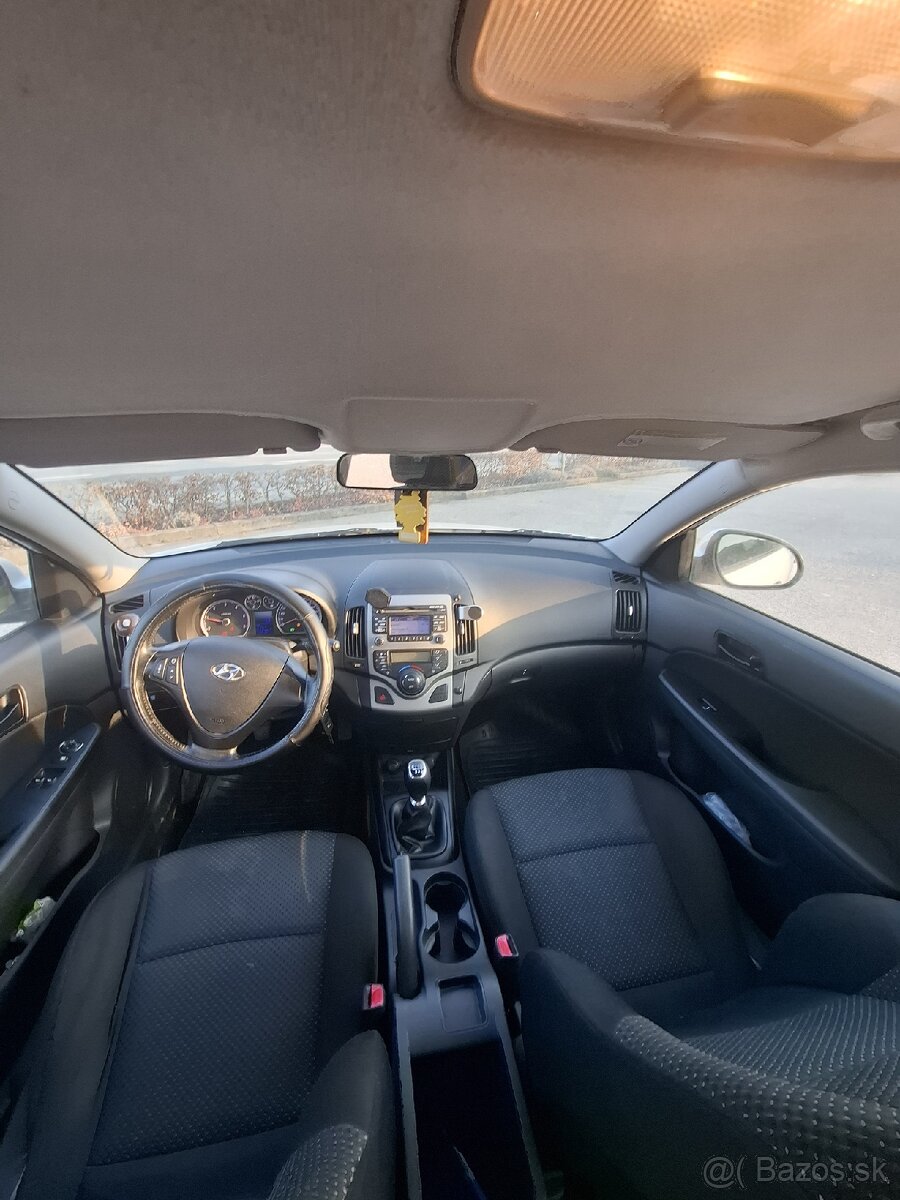 Hyundai i30 1,6 dCi - 7