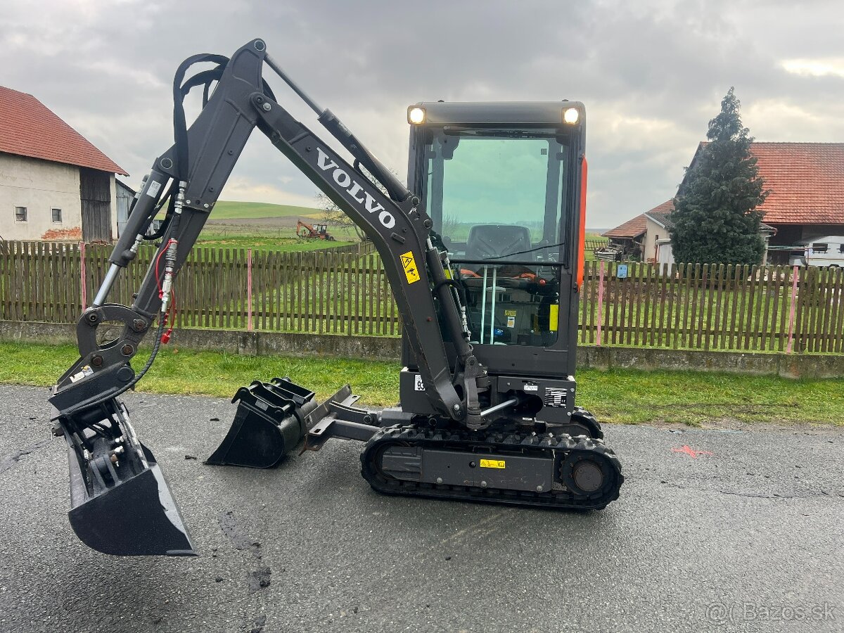 Minibagr VOLVO EC15e pouze 710mth / hyd.svahovka + podkopy - 7