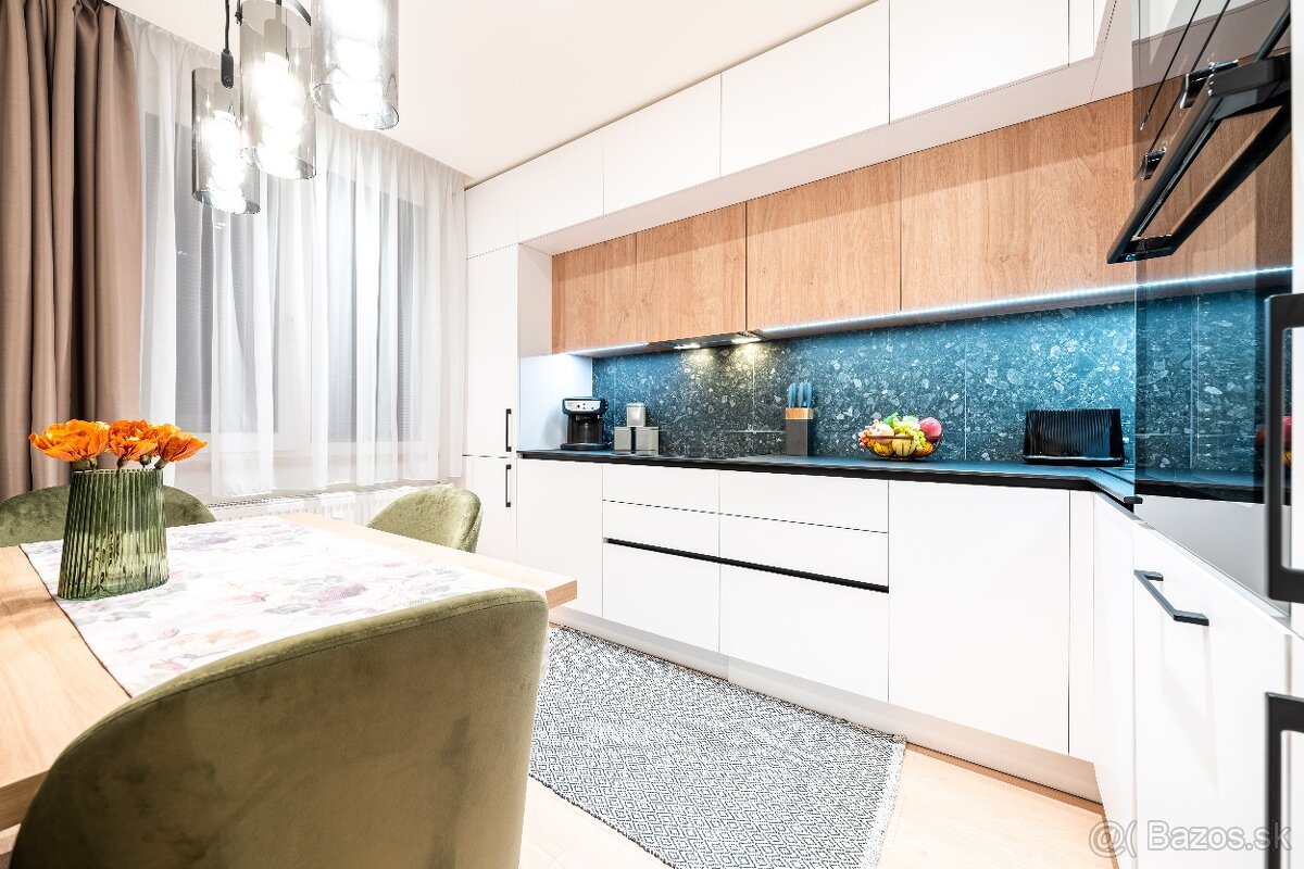 PRENÁJOM: 3-izbový byt v Košiciach - Terasa, ulica Kysucká - 7