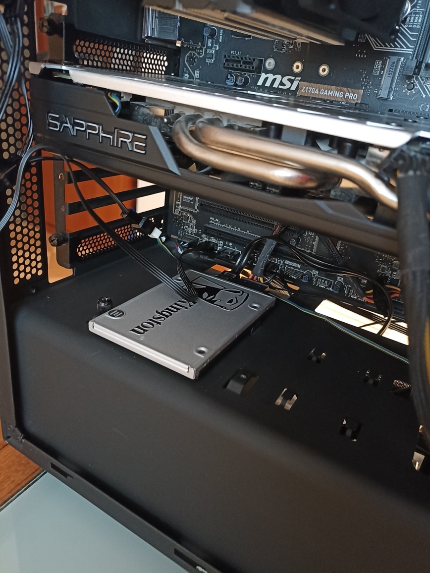 Predám herný počítač i7-6700K, 16 GB RAM, - 7