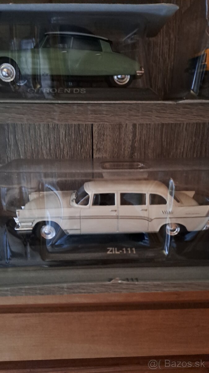 LEGENDARNE AUTOMOBILY MINULE ERY - 7