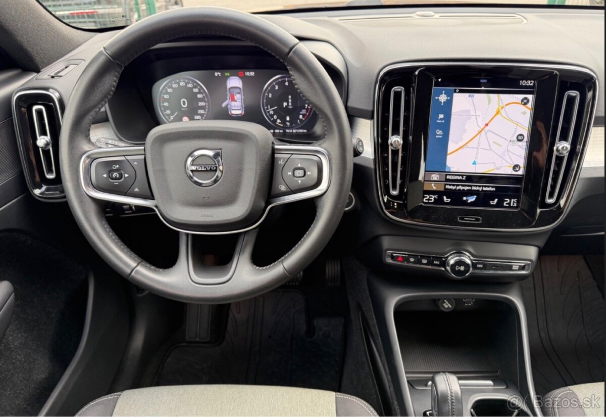 Volvo XC40 B4 Momentum Pro AWD A/T - 7