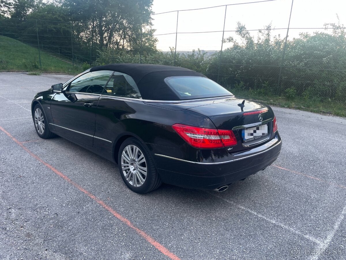 Predám Mercedes E 220d cabriolet - 7