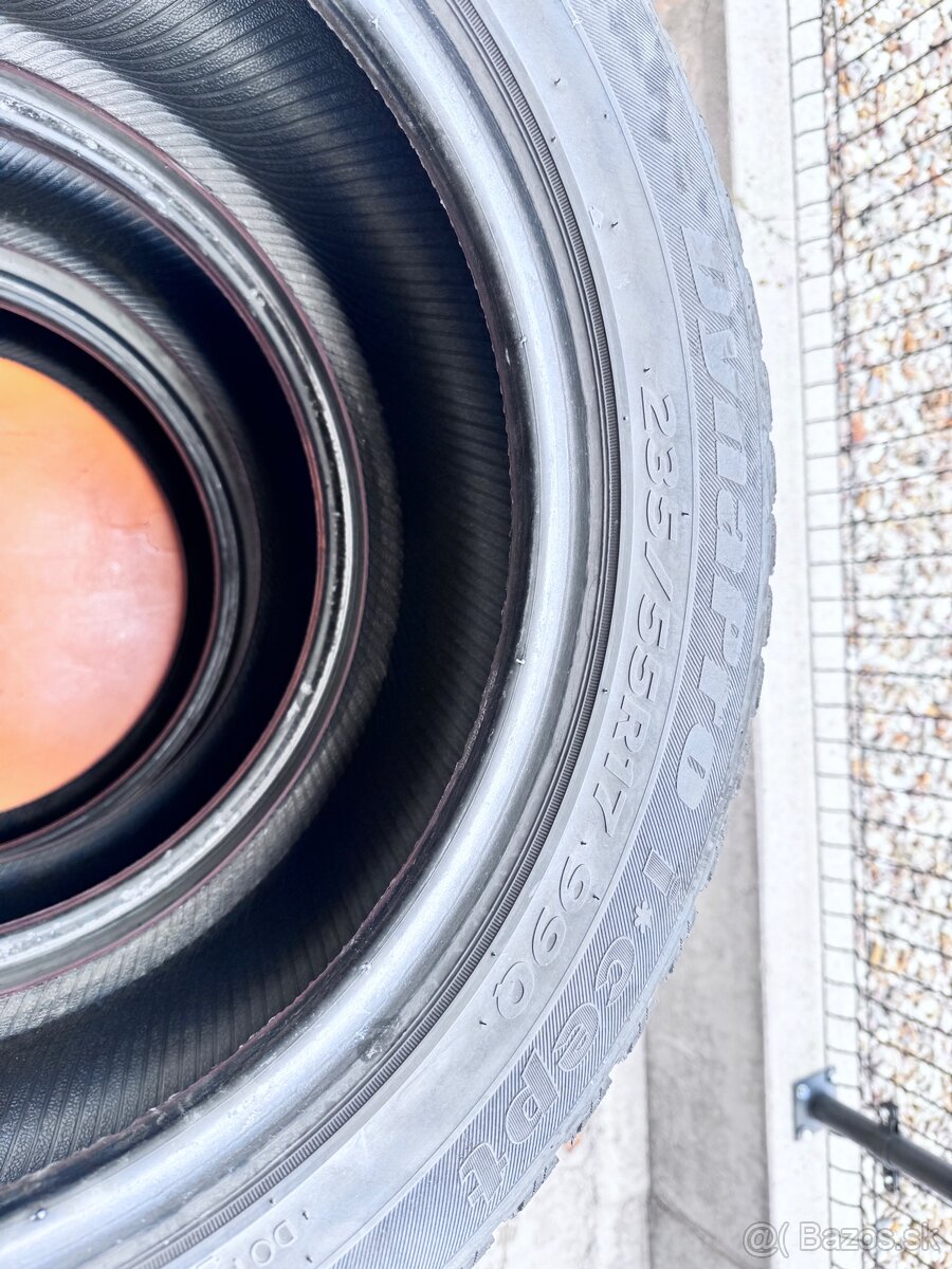 Zimné pneumatiky 235/55R17 Hankook 6,5mm - 7