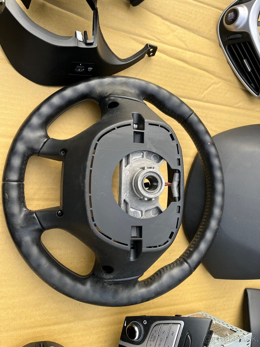 Predám diely z Hyundai ix35 - 7