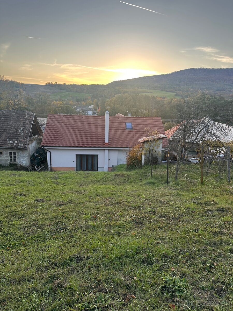 Dom 8km od okresného mesta - 7