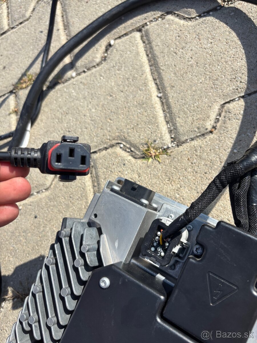 Profesionálna nabíjačka Delta-Q - 7