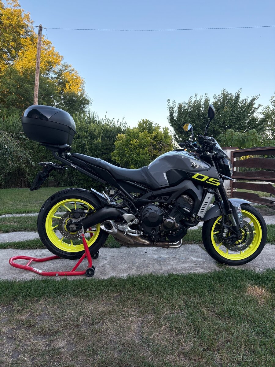 Yamaha MT 09 (2016) - 7