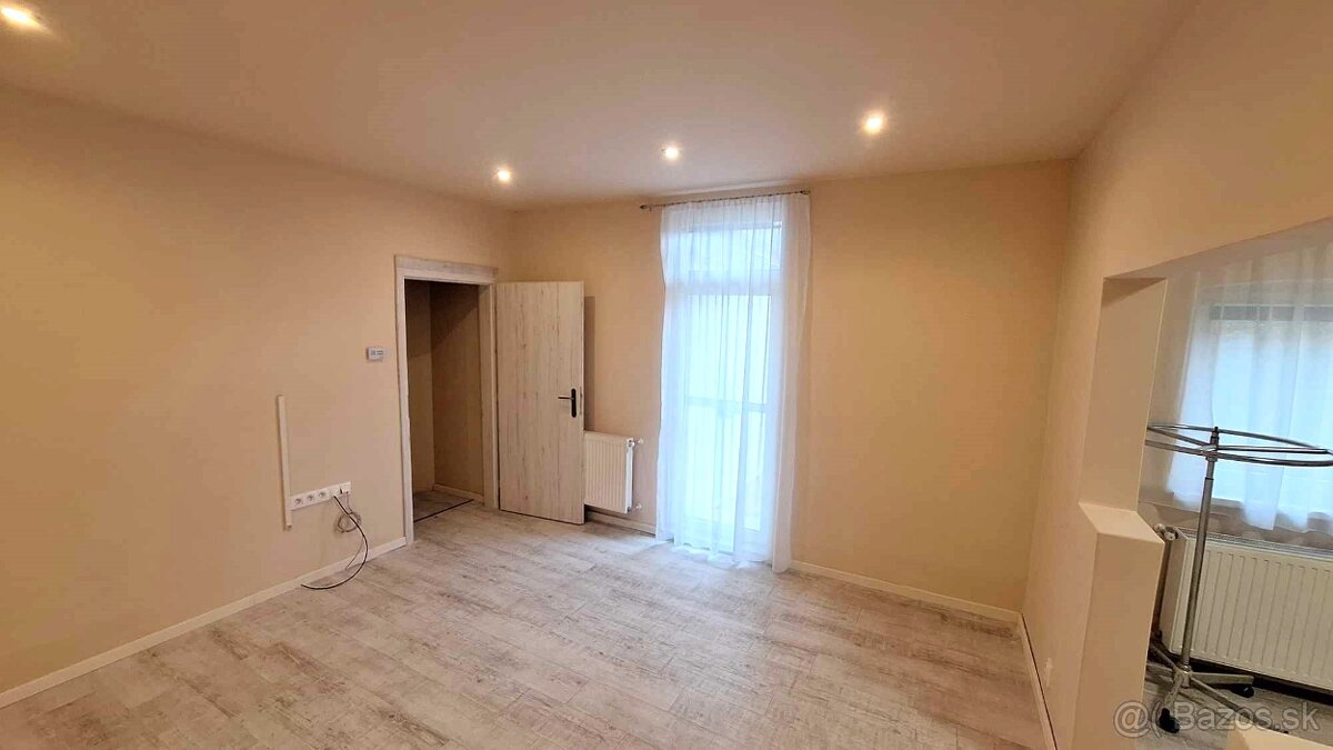 PREDAJ - Kompletne prerobený 3 izbový prízemný rodinný dom - 7