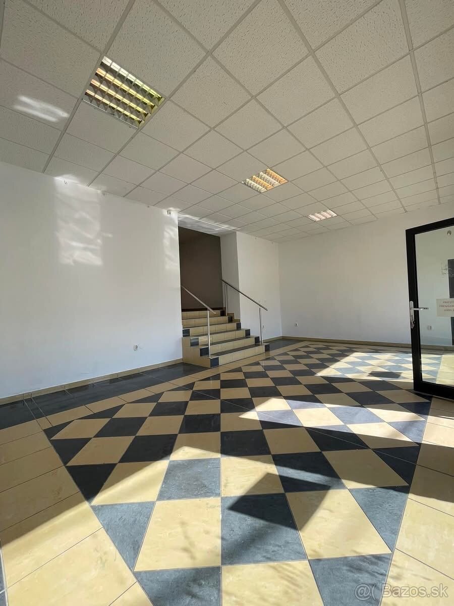 V centre Malaciek - 7
