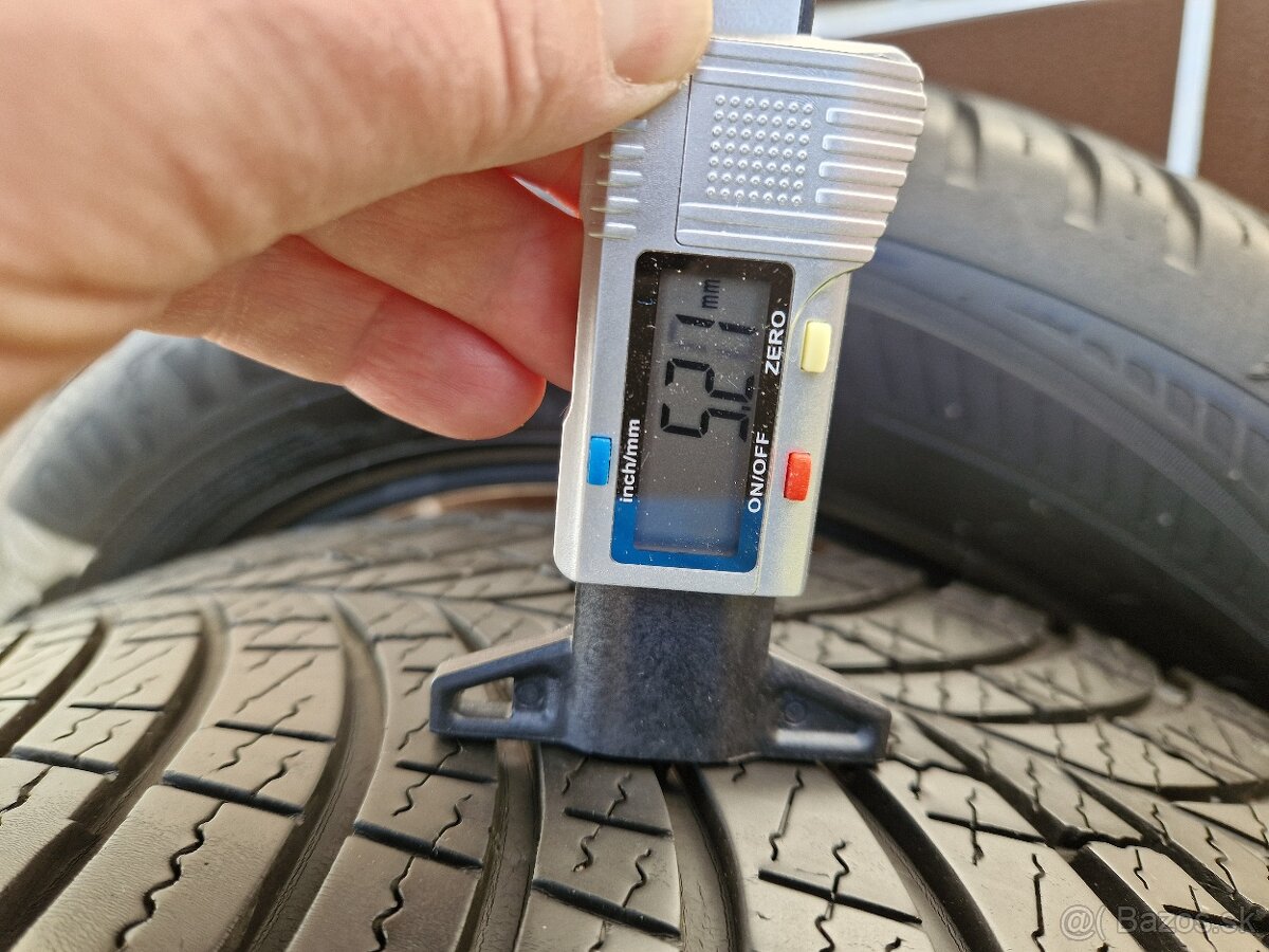 215/60-R17 Goodyear VECTOR 4SEASONS - 7