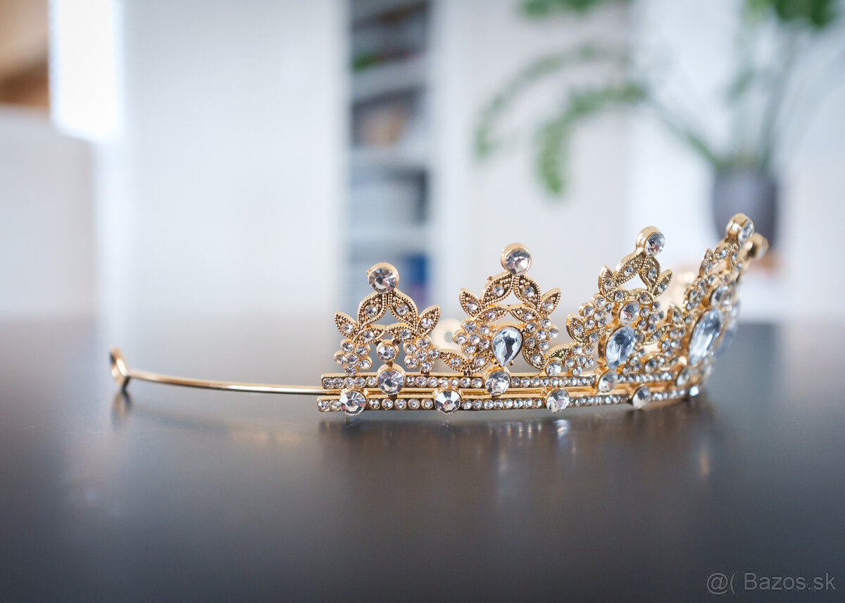 Korunka do vlasov - 7