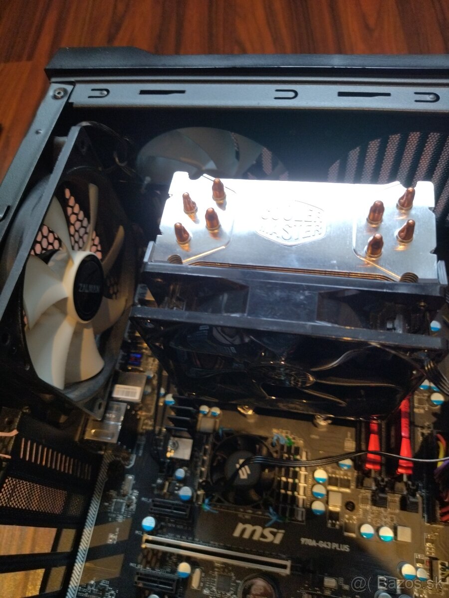 Počítač v dobrom stave za dobrú cenu s rôznymi doplnkami - 7