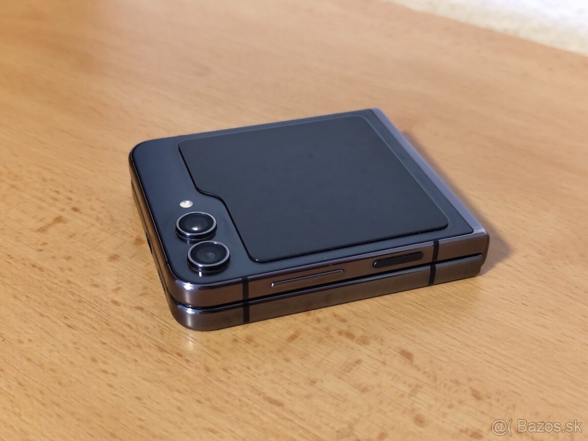 Samsung Galaxy Z Flip5 - 7