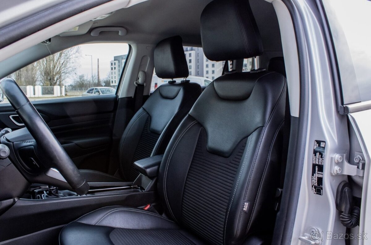 Jeep Compass 1.5 e-Hybrid Night Eagle II / NELAKOVANÉ - 7