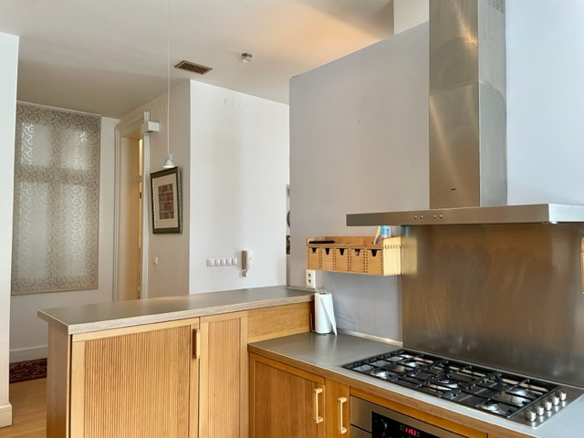 BA I. Na prenájom 5 izbový byt v centre - 7