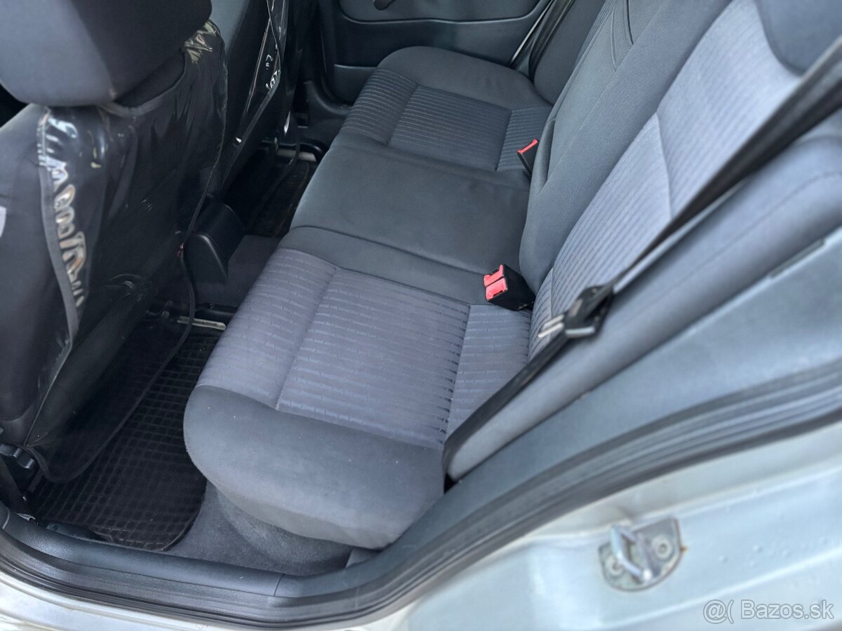 Škoda Octavia Combi 1.9Tdi 96kw 130ps Rok 2003 - 7