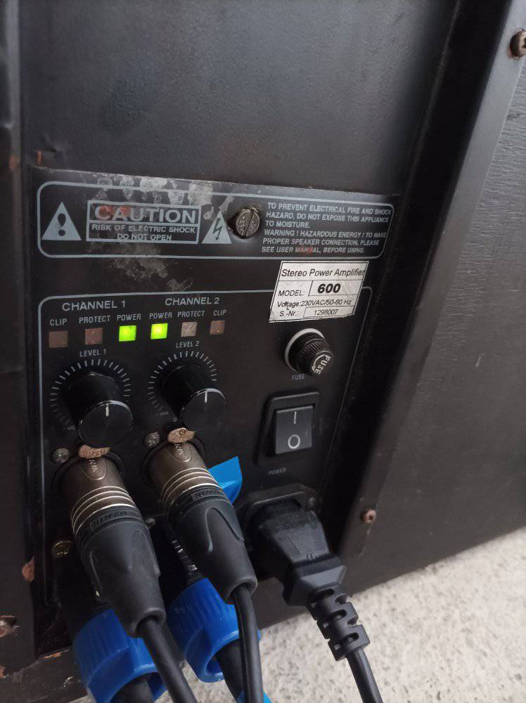 Reproduktory JBL EON 315 + basaky - cely set - 7