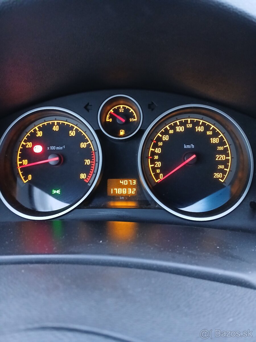 Predám Opel Astra 1.6 benzín - 7