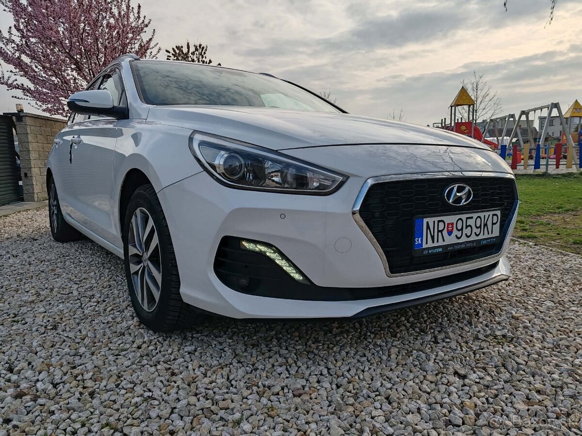 Hyundai i30 combi 1.6crdi - 7