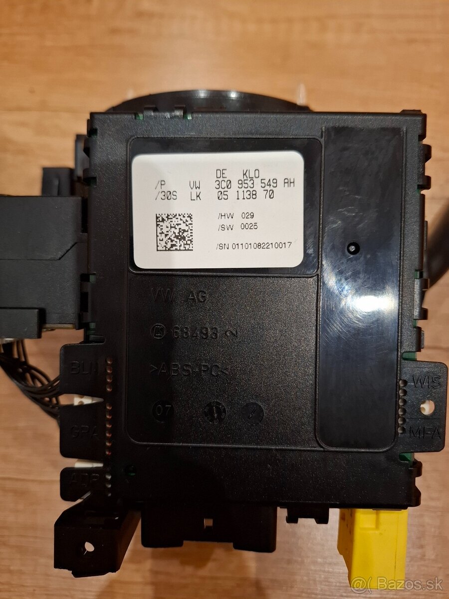 Podvolantova jednotka VW Passat B6 - 7