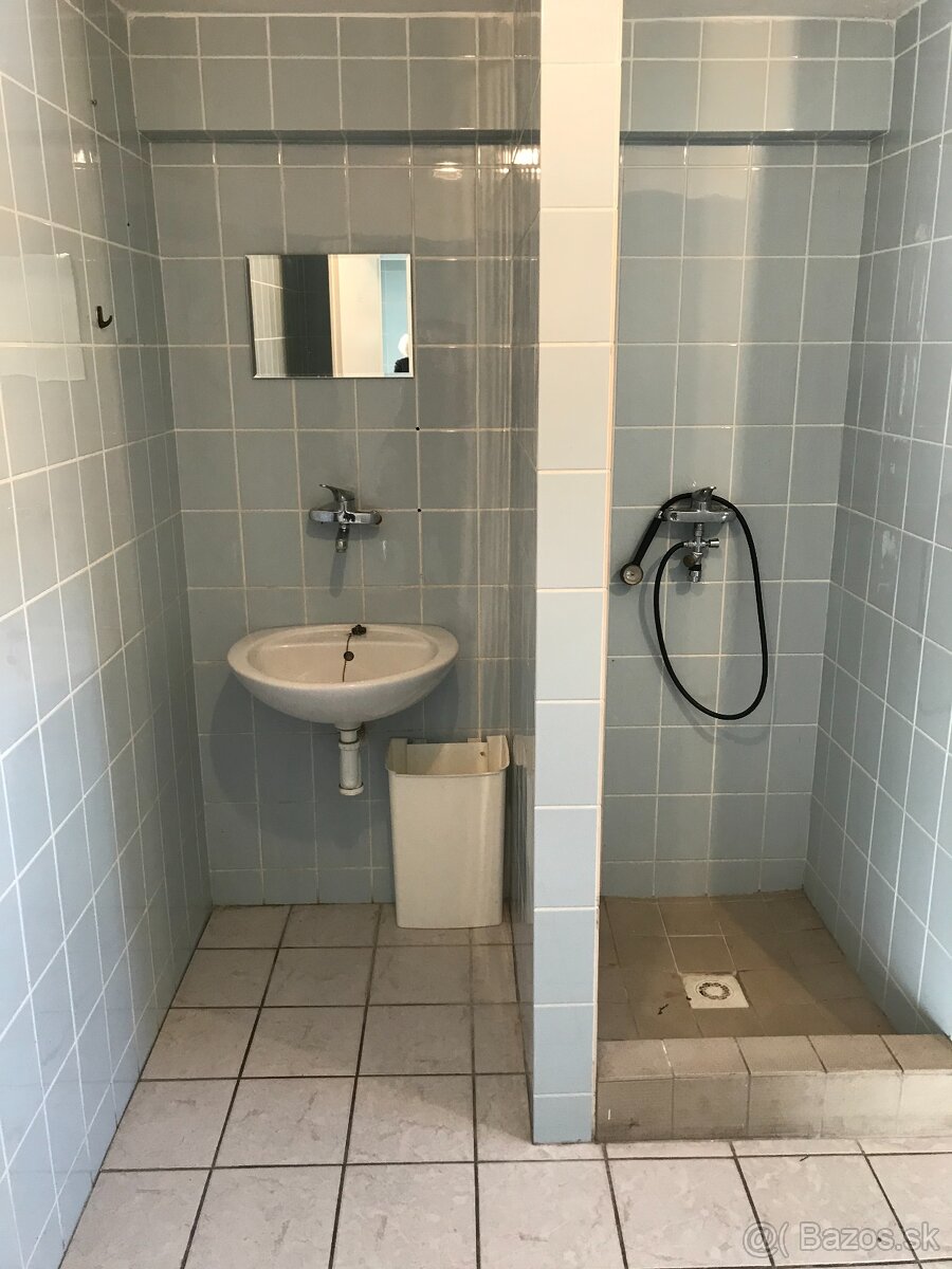 VÝROBNÉ PRIESTORY O VÝMERE 94 m2, KOŠICE - BARCA - 7