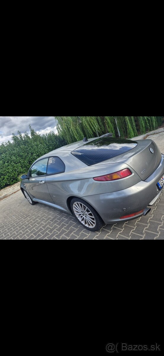 Alfa romeo GT 1.9 JTD - 7