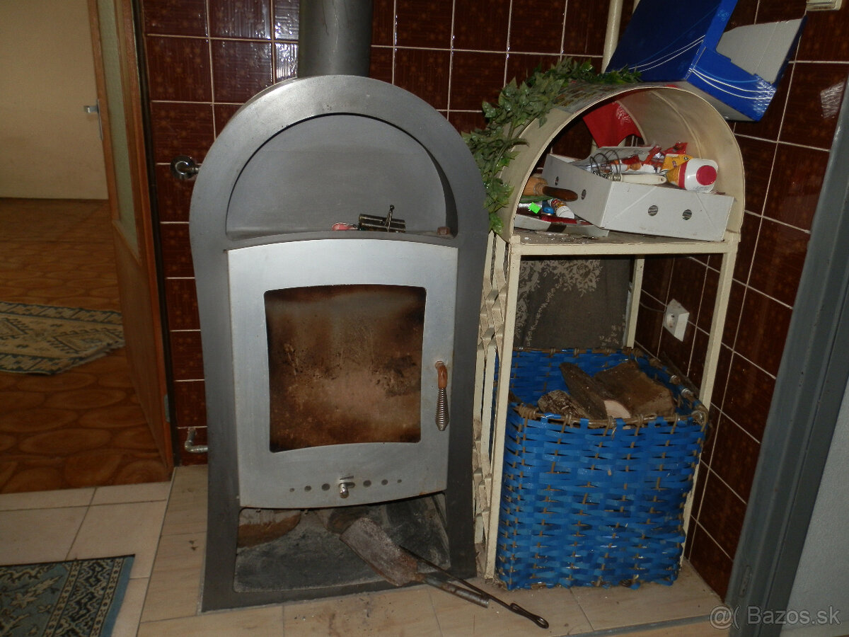 ZNÍŽENÁ CENA Rod. dom Lovinobaňa, 400 m2 - 7