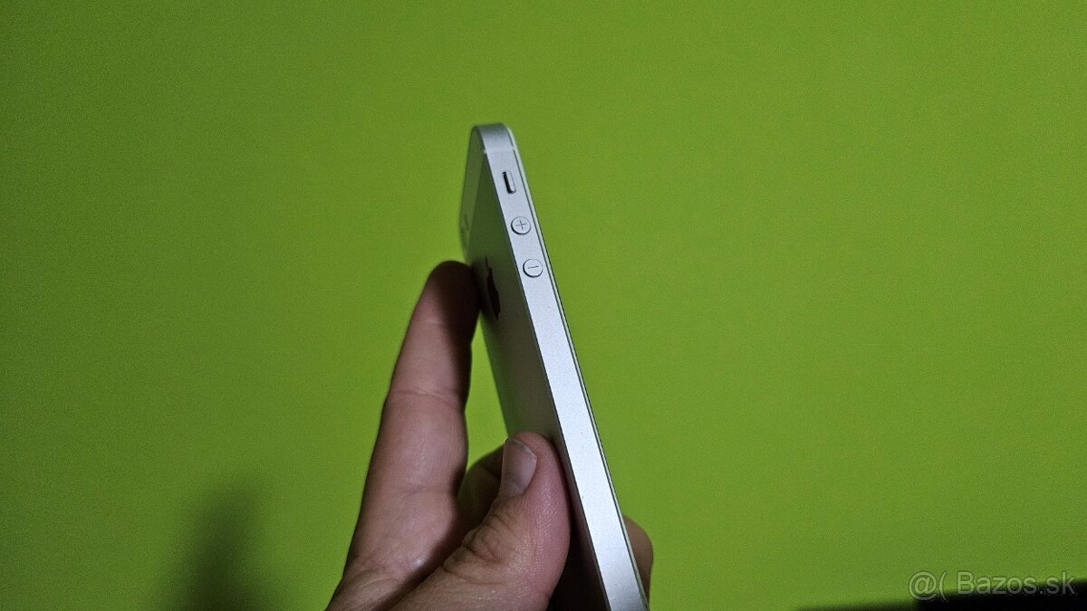 Apple iPhone SE - nálezový stav - 7