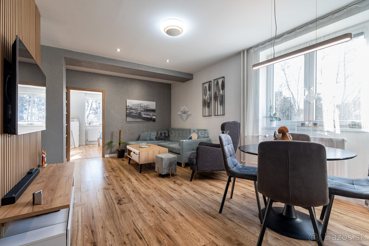 NA PREDAJ KOMPLETNE ZREKONŠTRUOVANÝ 2 IZBOVÝ BYT S BALKÓNOM - 7