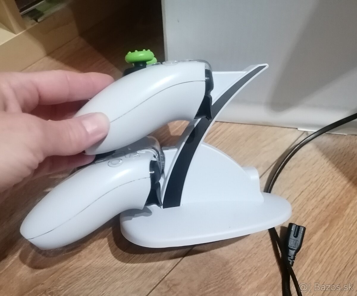 Playstation 5 s príslušenstvom - 7