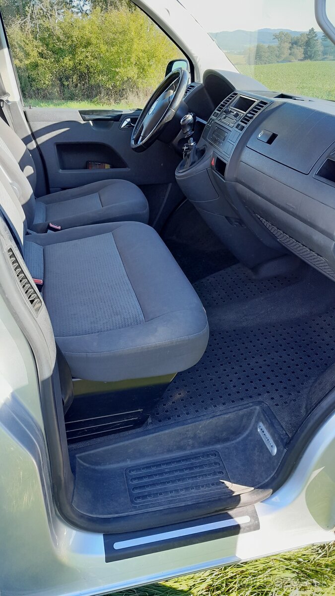 Volkswagen VW T5 Caravelle - 7