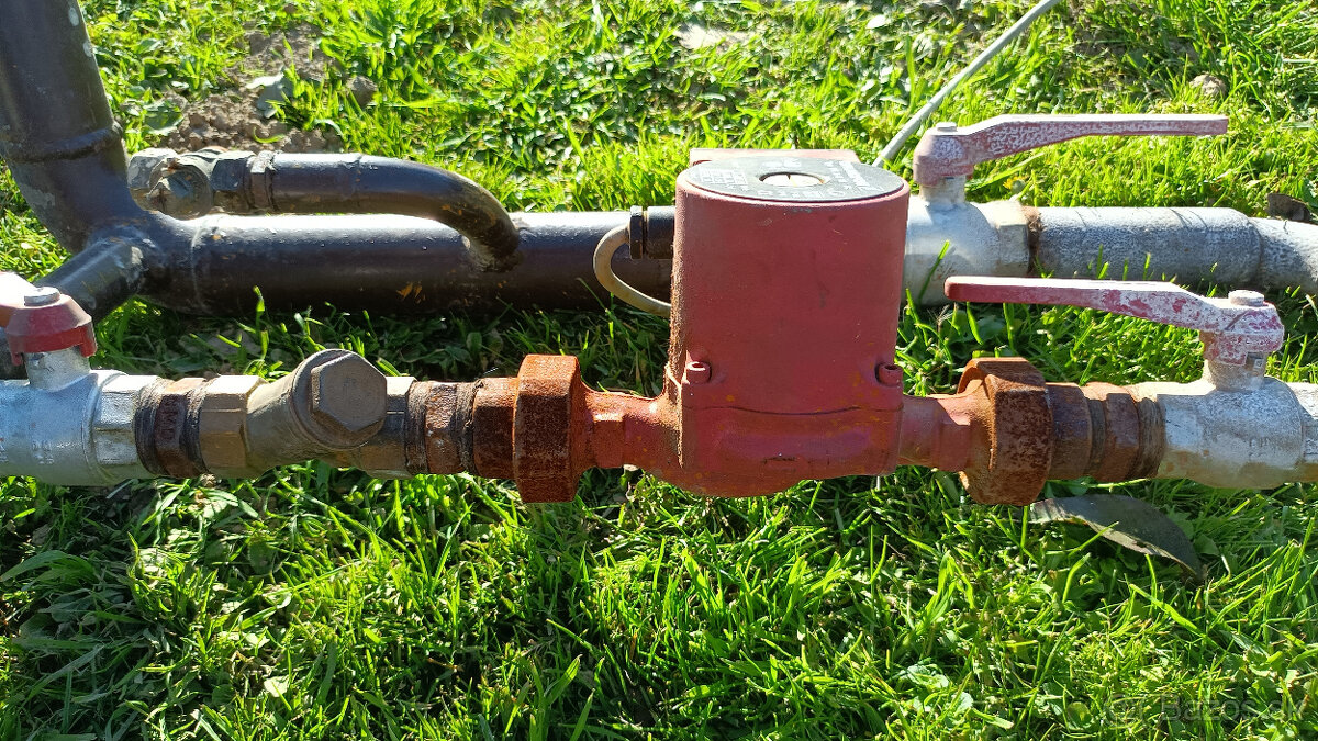 Plynový liatinový kotol, čerpadlo, expanzná tlaková nádoba - 7